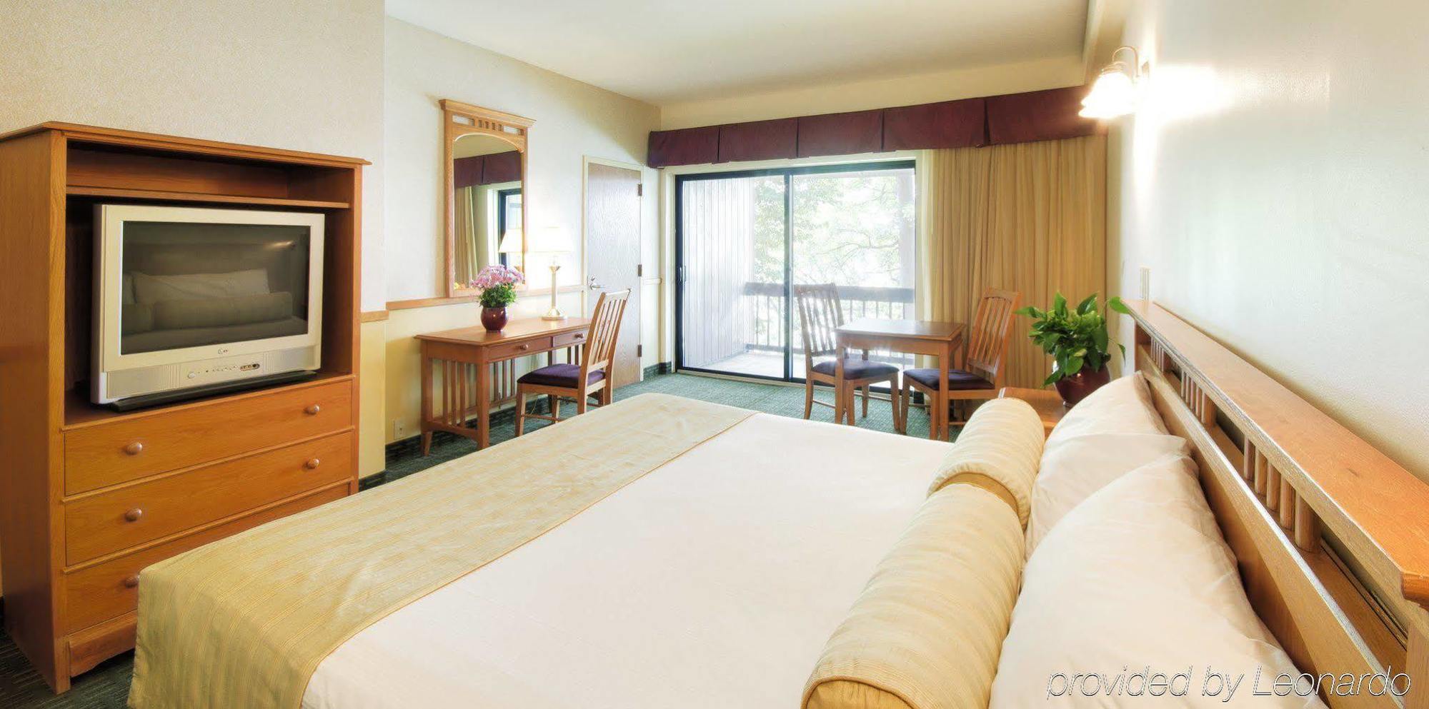 Deer Creek State Park Lodge And Conference Center Crownover Mill 객실 사진